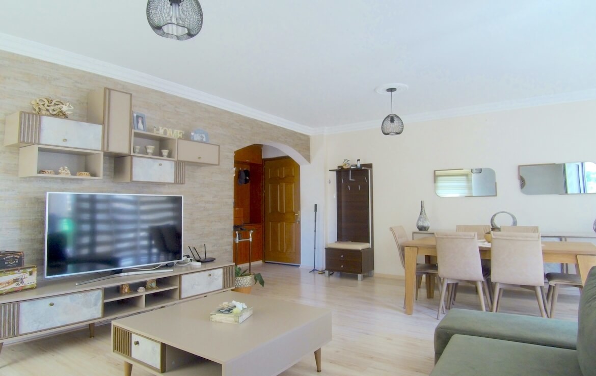SA-310 FURNISHED APARTMENT IN THE CENTER OF GIRNE, veles
