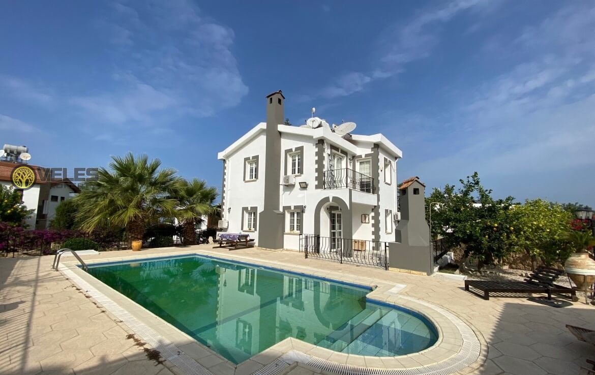 SA- 328 Villa in the most prestigious area of Kyrenia, Veles