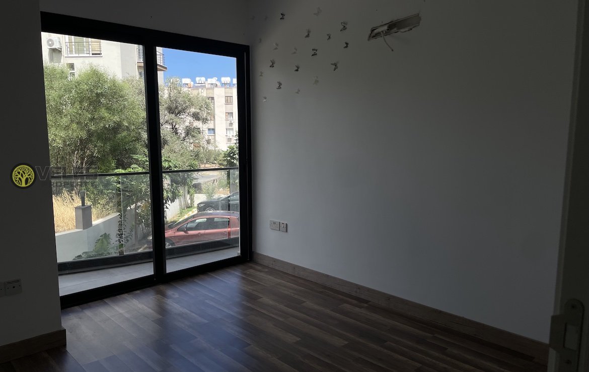 SA-2238 High-rise apartment in Kyrenia, Veles