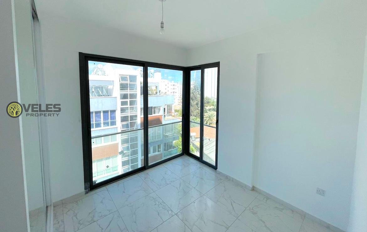SA-2251 Penthouse in the tower in the center of Nicosia, Veles