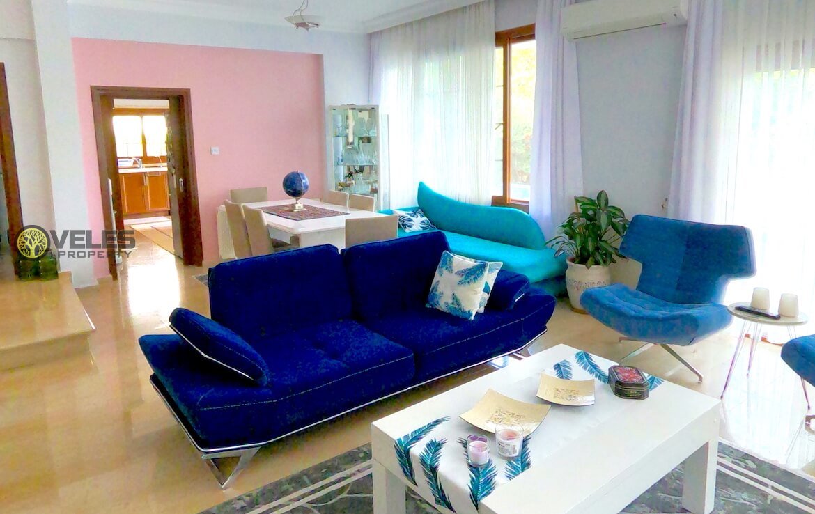 SV-512 Spacious 5 bedroom villa in Lapta, Veles