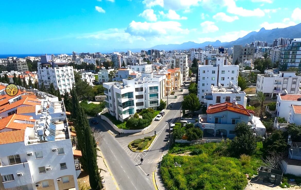 SA-338 Excellent apartment in the center of Kyrenia, Veles