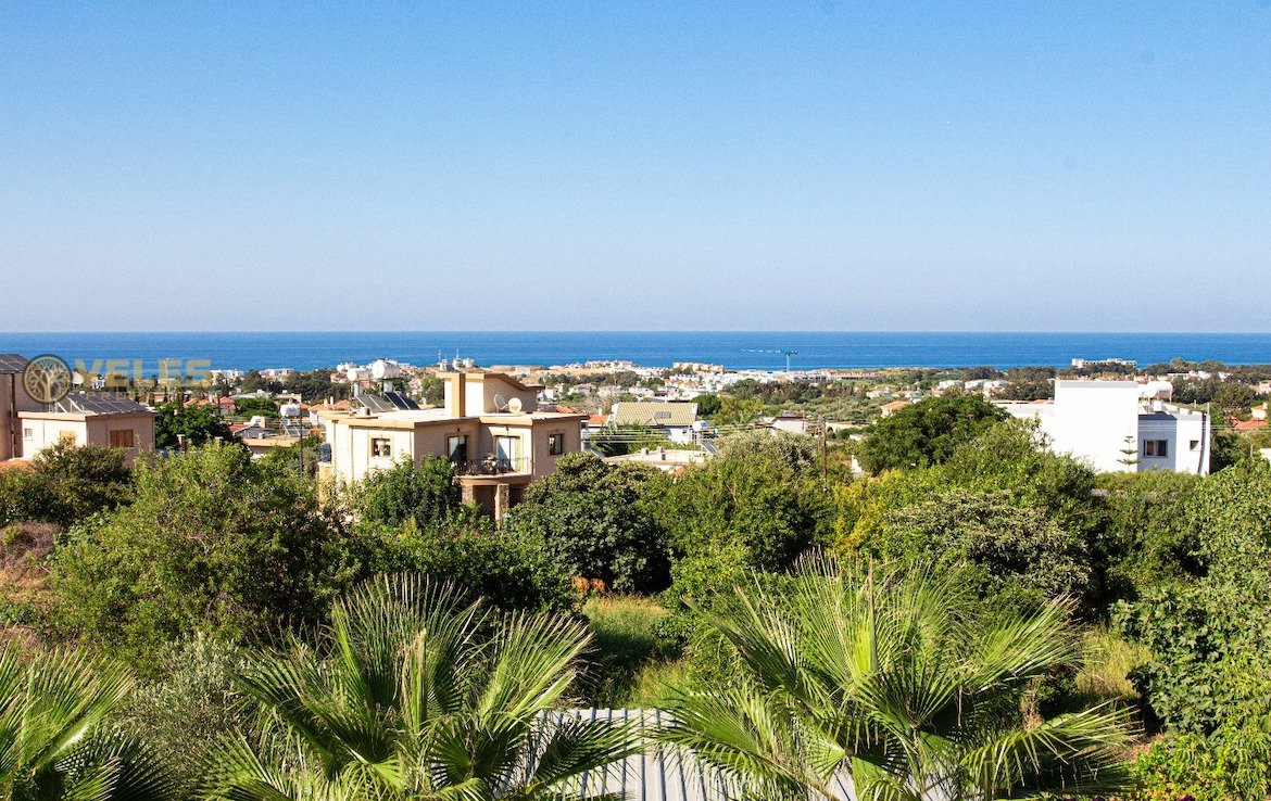 Rent in Northern Cyprus. RV-305 Villa 3+1 in Karsiyaka for rent, Veles