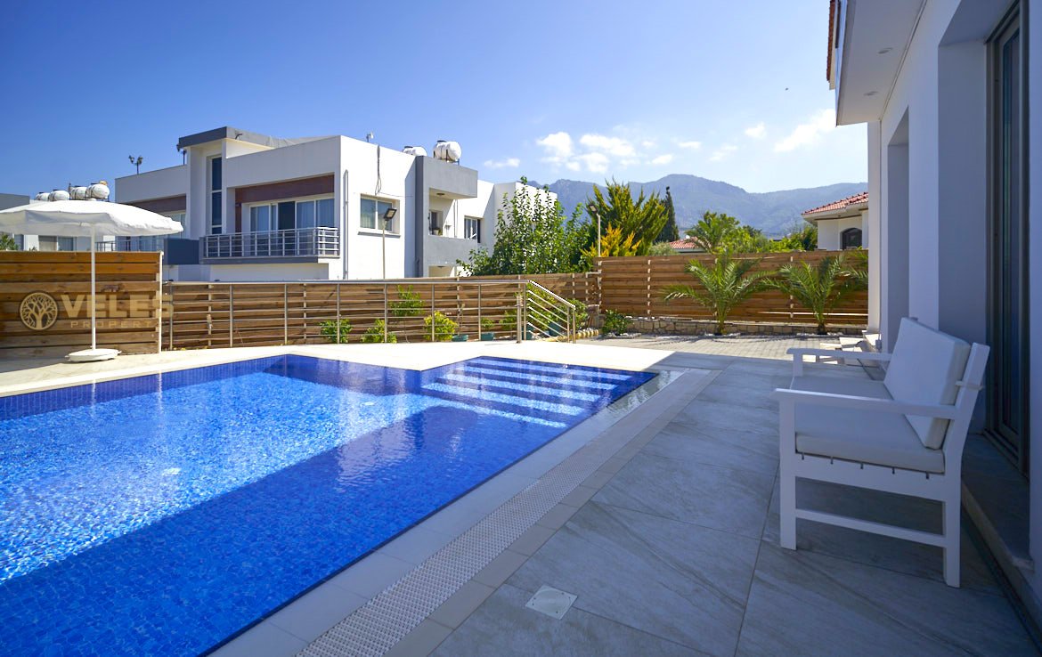 Buy property in Northern Cyprus, SV-3163 Villa 3+1 in Alsancak, Veles