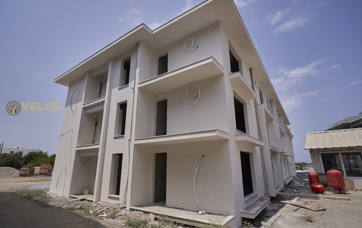 Buy property in Northern Cyprus. Flat 1+1 in Alsancak, Veles