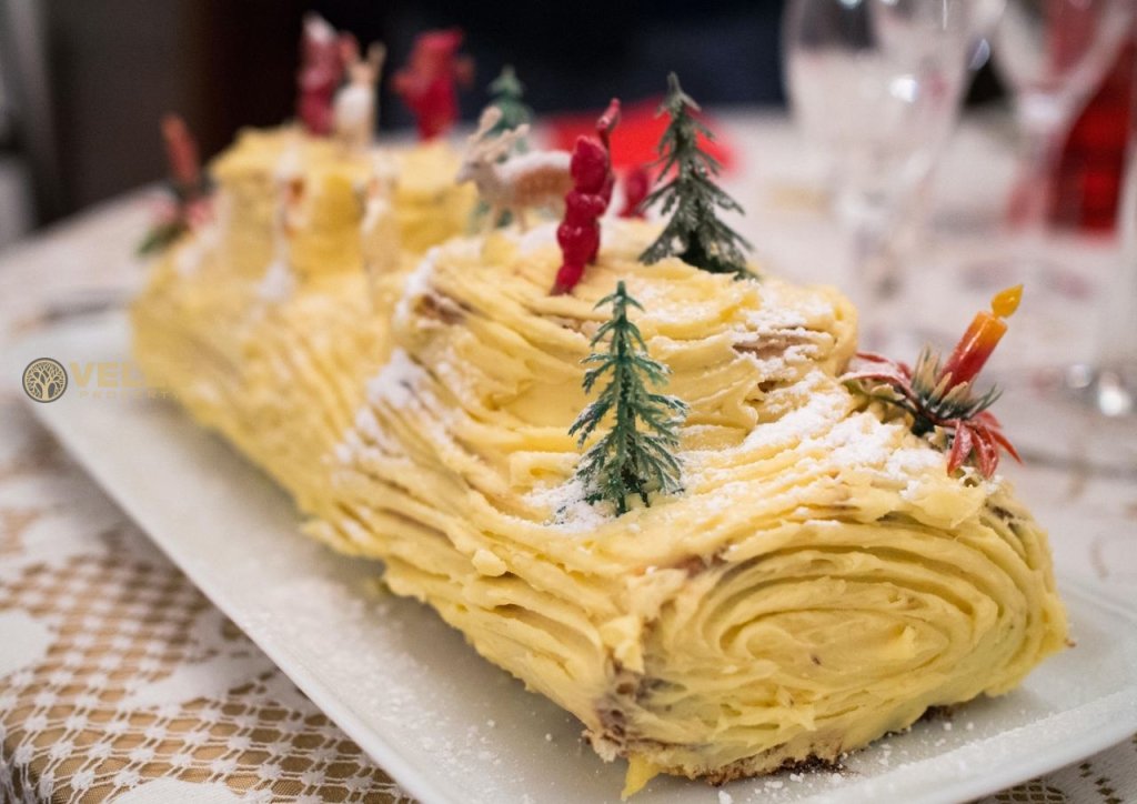 CHRISTMAS DESSERT IN PARIS