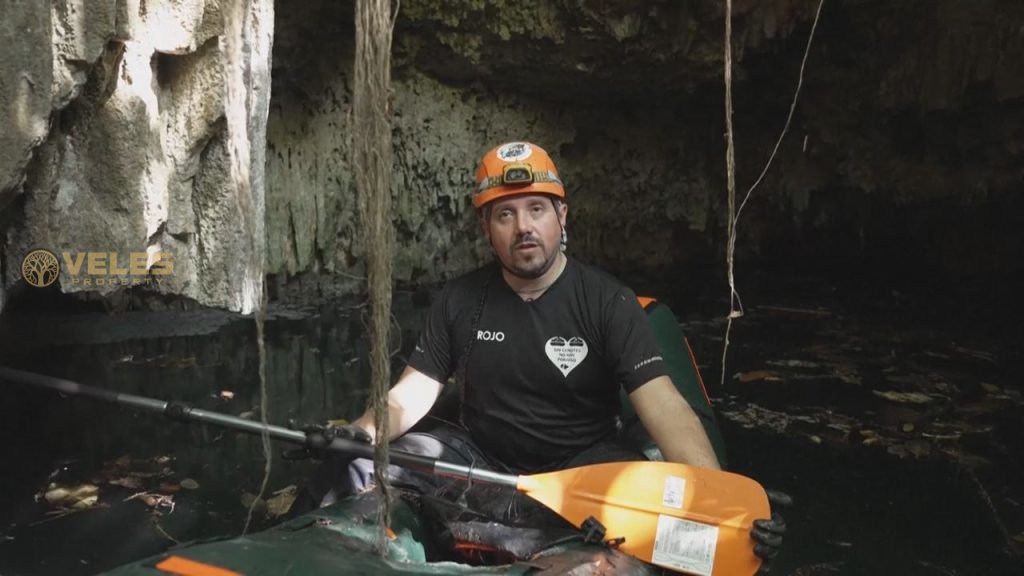 VOLUNTEERS SAVE UNDERGROUND CAVES AND CENOTES FROM POLLUTION IN MEXICO