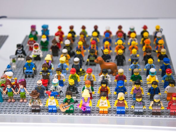 A RESIDENT OF CHELYABINSK COLLECTED HUNDREDS OF LEGO SETS AND OPENED A MUSEUM