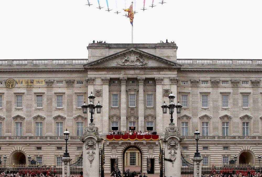 THE FAMOUS BALCONY OF BUCKINGHAM PALACE WILL BE VISITED BY THE PUBLIC FOR THE FIRST TIME